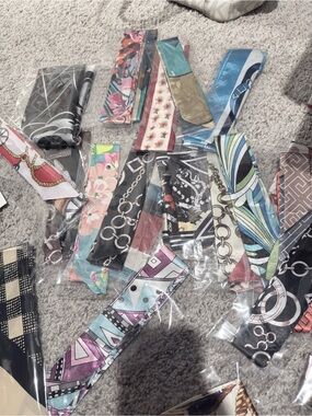22 Piece Twilly/Scarf Lot
